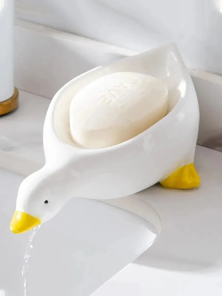 Soap Tray Self-draining Soap Rack Cute Duck-shaped Creative Rack for Shower Bathroom Kitchen Tub Sink Tray Bracket Bathroom